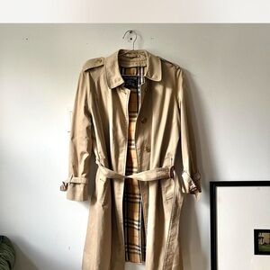 Burberry Beige Trench Coat with Signature Check Interior